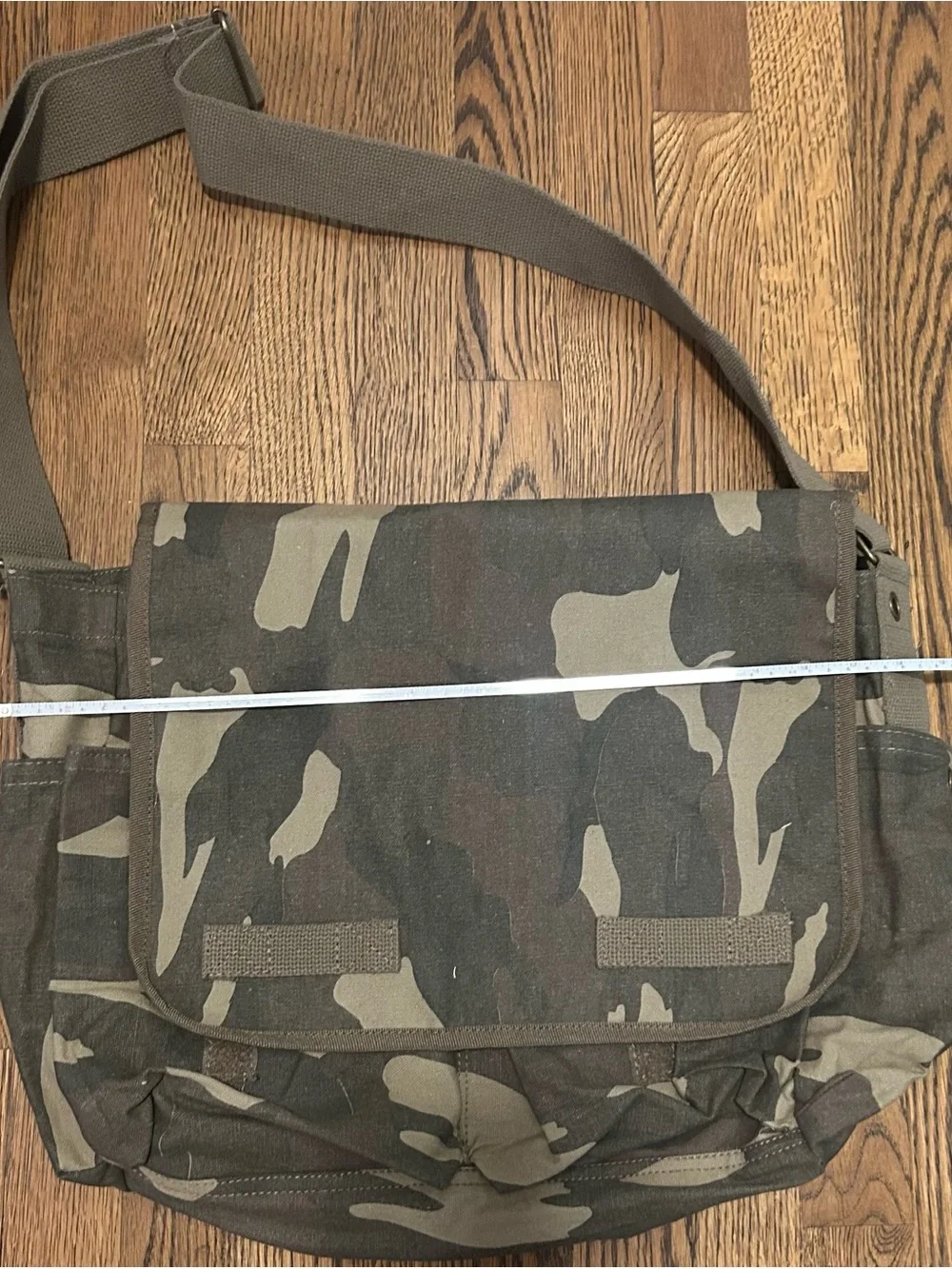 Source Unknown Camouflage Messenger Bag - Green and Black